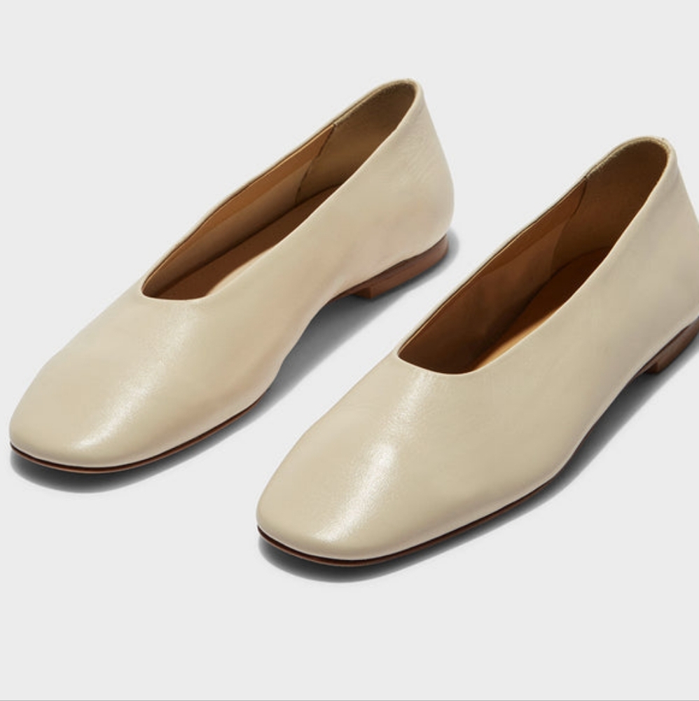 Aeyde Cream Flats